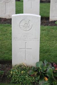 Wytschaete Military Cemetery - Irwin, James Irwin