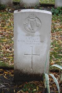 Wytschaete Military Cemetery - Kelly, T