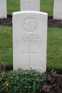 Wytschaete Military Cemetery - Millward, J H