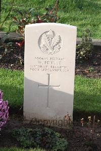 Wytschaete Military Cemetery - Pettit, W