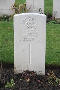 Wytschaete Military Cemetery - Petzel, Albert Victor