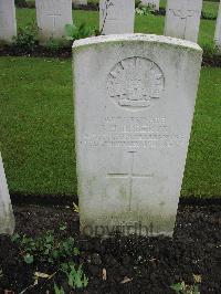 Wytschaete Military Cemetery - Roberts, John Henry