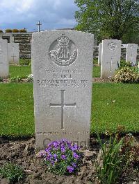 Dickebusch New Military Cemetery - Bell, William