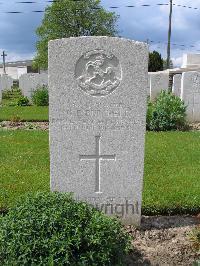 Dickebusch New Military Cemetery - Burchett, G F