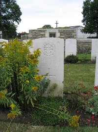 Dickebusch New Military Cemetery - Collins, J