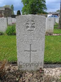 Dickebusch New Military Cemetery - Dagnall, J W