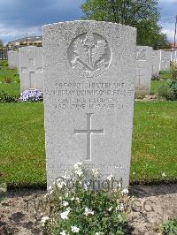 Dickebusch New Military Cemetery - Drummond-Fraser, Murray