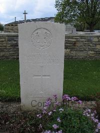 Dickebusch New Military Cemetery - Dunsmure, Henry Alistair Henderson