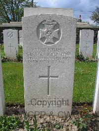 Dickebusch New Military Cemetery - Eber, George John