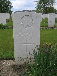 Dickebusch New Military Cemetery - Frogley, H W