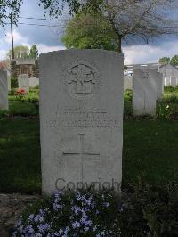 Dickebusch New Military Cemetery - Hamblett, Horace