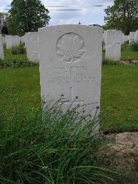 Dickebusch New Military Cemetery - Hill, Cyril Charles