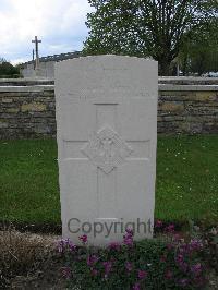 Dickebusch New Military Cemetery - Hill, James