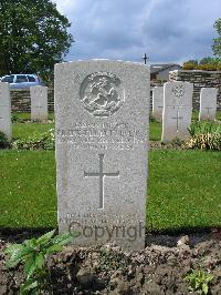 Dickebusch New Military Cemetery - Holden, Frank Trickett