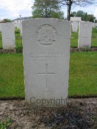 Dickebusch New Military Cemetery - Holzberger, Harold Joseph