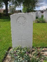 Dickebusch New Military Cemetery - Hooker, Stephen