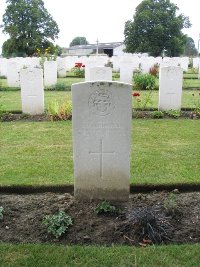 Dickebusch New Military Cemetery - Humphry, Alfred Walter Martin