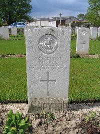 Dickebusch New Military Cemetery - Hyde, Percy Hubert