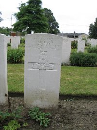 Dickebusch New Military Cemetery - Jackson, R