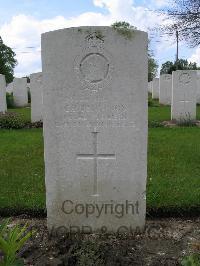 Dickebusch New Military Cemetery - Jennings, Charles John