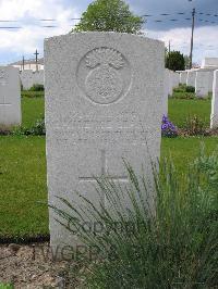 Dickebusch New Military Cemetery - Leask, Laurence