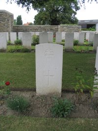 Dickebusch New Military Cemetery - Leslie, Wallace