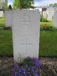 Dickebusch New Military Cemetery - Malkin, C F