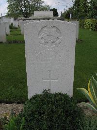 Dickebusch New Military Cemetery - Phillips, Leonard