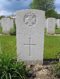 Dickebusch New Military Cemetery - Plummer, J C