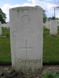 Dickebusch New Military Cemetery - Procter, Frederick