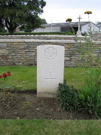 Dickebusch New Military Cemetery - Richards, Walter John