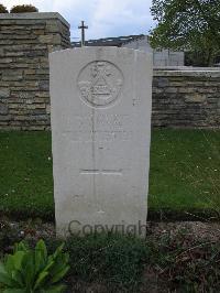 Dickebusch New Military Cemetery - Ruscoe, J