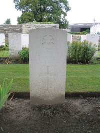 Dickebusch New Military Cemetery - Seymour-Jones, R Arnold