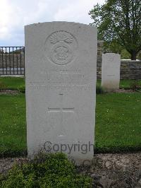 Dickebusch New Military Cemetery - Smith, Albert