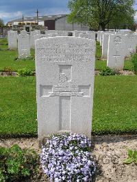 Dickebusch New Military Cemetery - Stevens, William John