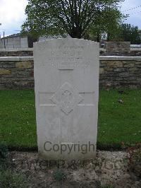 Dickebusch New Military Cemetery - Taylor, R