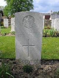 Dickebusch New Military Cemetery - Tebbutt, Oswold Neville