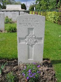 Dickebusch New Military Cemetery - Vanstone, C