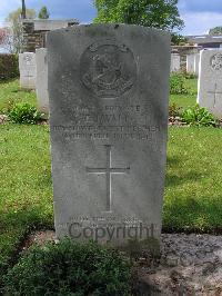 Dickebusch New Military Cemetery - Wall, Edward James