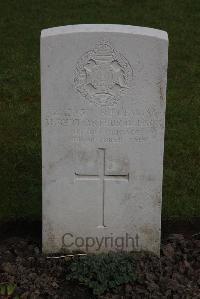 Poperinghe New Military Cemetery - Beeson, Albert Arthur