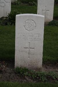 Poperinghe New Military Cemetery - Bloomfield, J