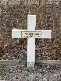 Poperinghe New Military Cemetery - Bertrand, Theophraste