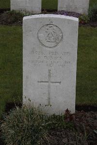Poperinghe New Military Cemetery - Davies, J