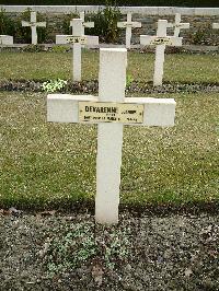Poperinghe New Military Cemetery - Devarenne, Joannes