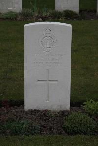 Poperinghe New Military Cemetery - Eardley, J