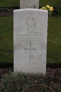 Poperinghe New Military Cemetery - Edwards, Alfred Frank