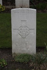 Poperinghe New Military Cemetery - Fox, J