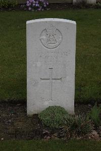 Poperinghe New Military Cemetery - French, F