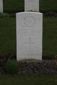 Poperinghe New Military Cemetery - French, William
