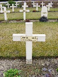 Poperinghe New Military Cemetery - Girault, Victor